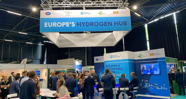 Netwerken met waterstofpioniers tijdens World Hydrogen 2022 Summit 